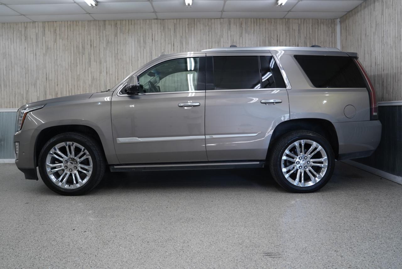 Cadillac Escalade 4WD 4dr Premium Luxury 2019