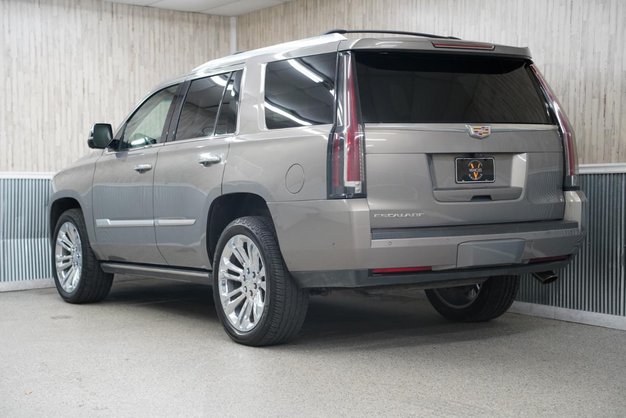 Cadillac Escalade 4WD 4dr Premium Luxury 2019
