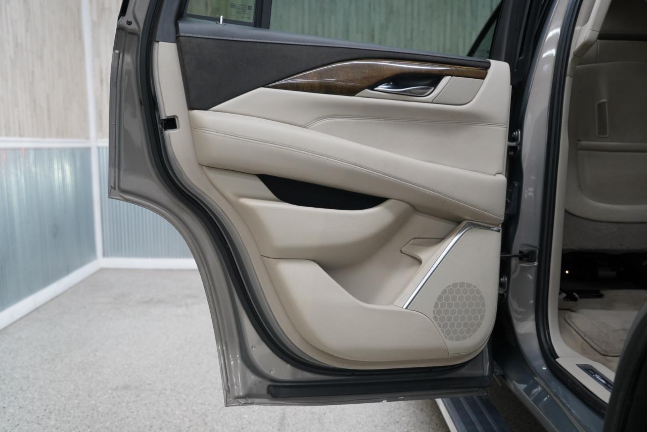 Cadillac Escalade 4WD 4dr Premium Luxury 2019