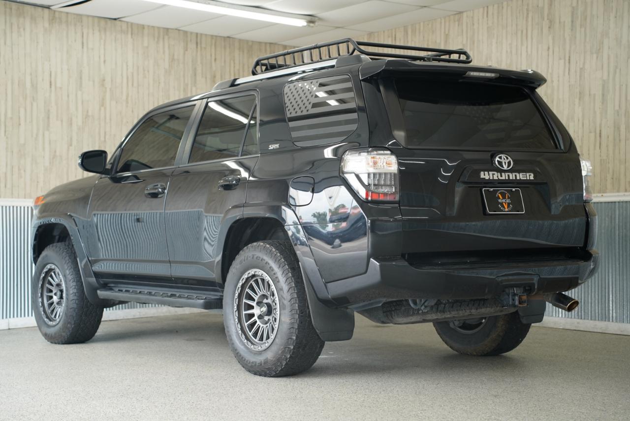 Toyota 4Runner SR5 Premium 4WD 2022