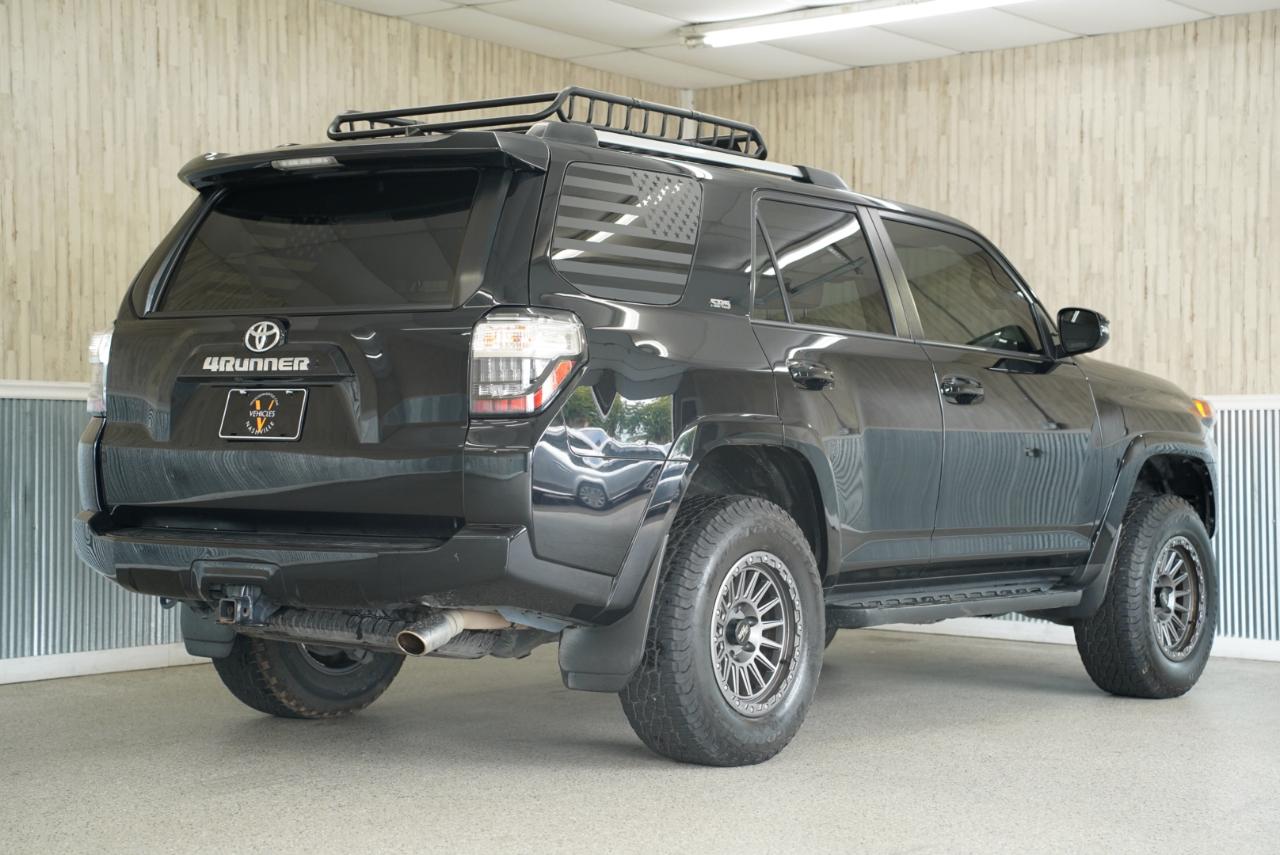 Toyota 4Runner SR5 Premium 4WD 2022