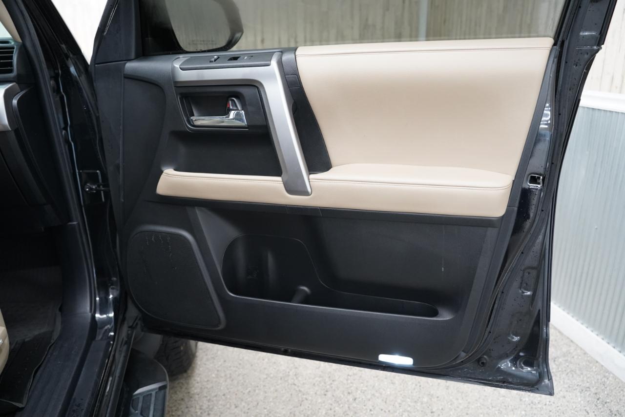 Toyota 4Runner SR5 Premium 4WD 2022