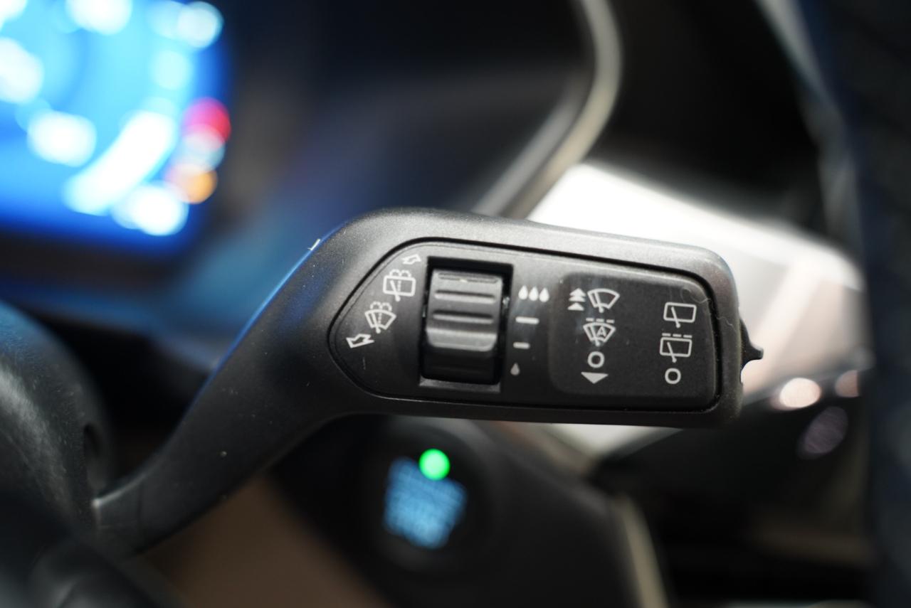 Ford Escape photo 15