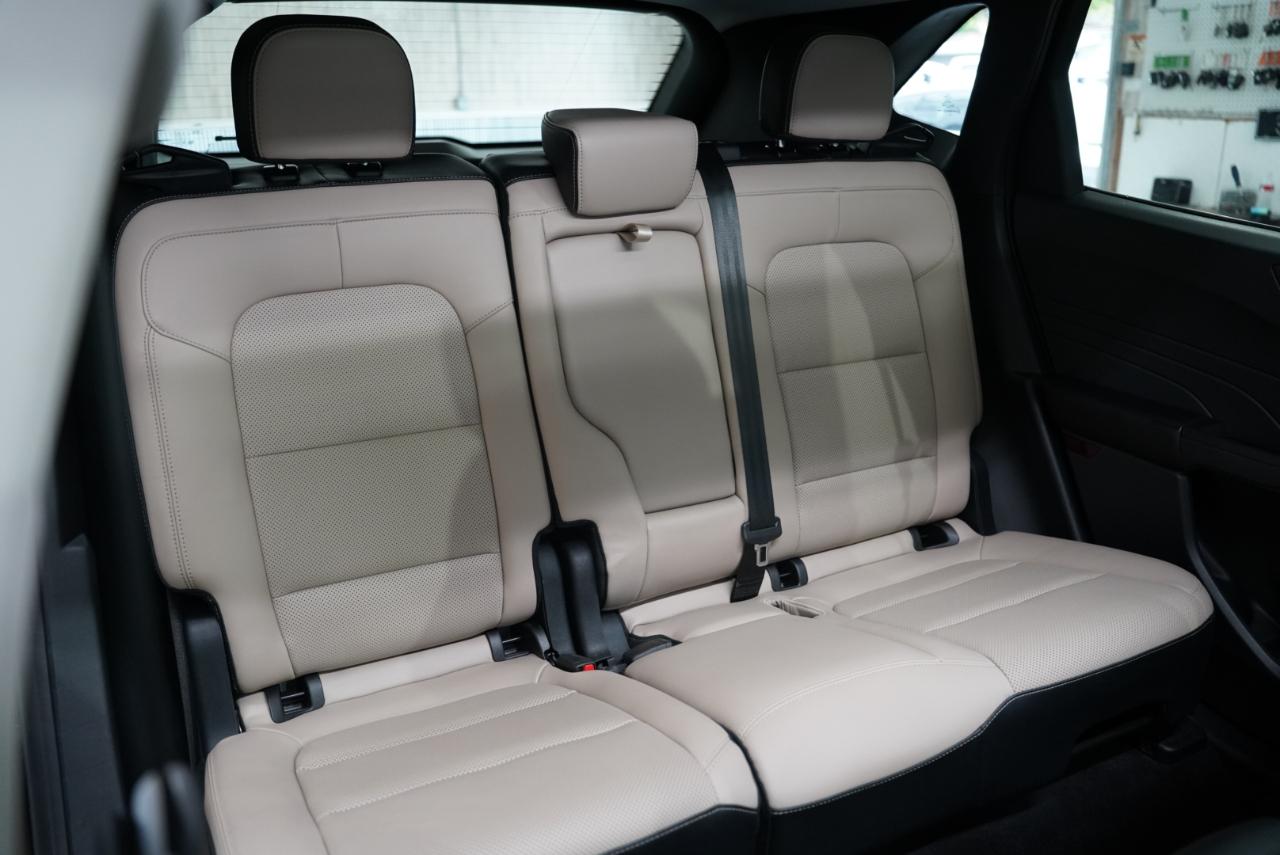 Ford Escape photo 35