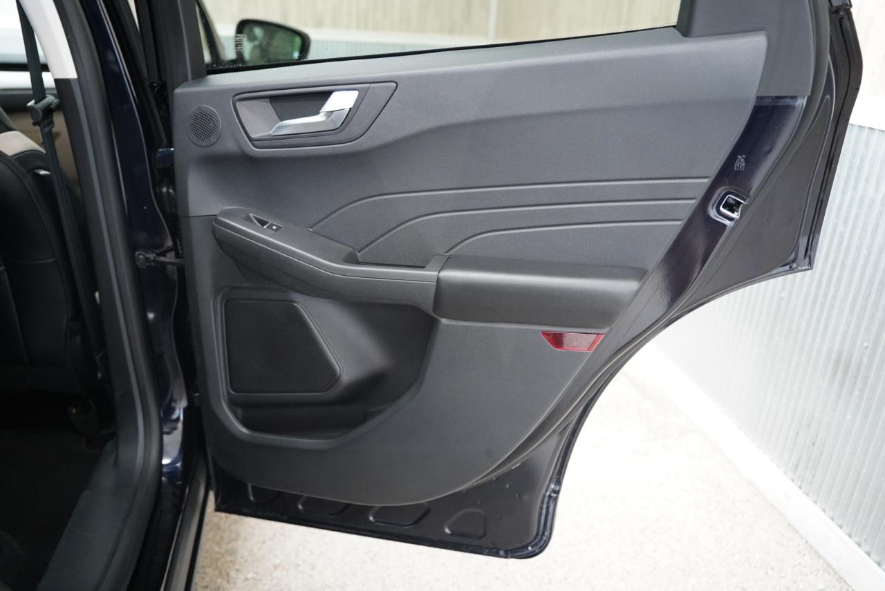 Ford Escape photo 37