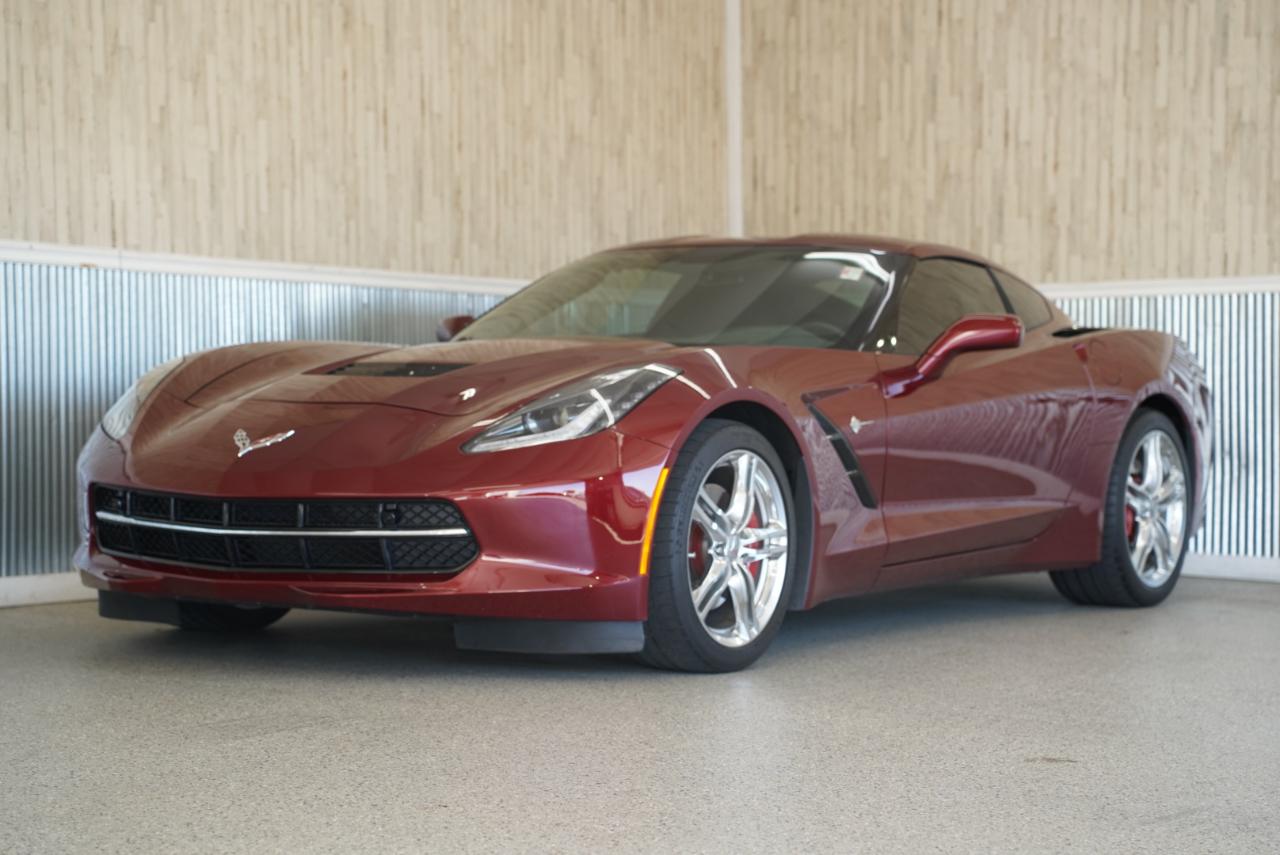 Chevrolet Corvette 2dr Stingray Cpe w/2LT 2017