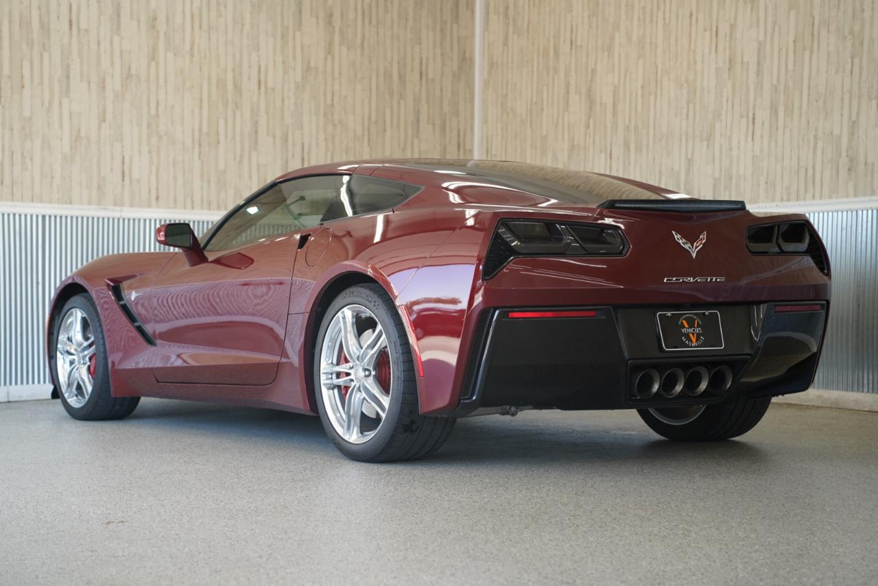 Chevrolet Corvette 2dr Stingray Cpe w/2LT 2017