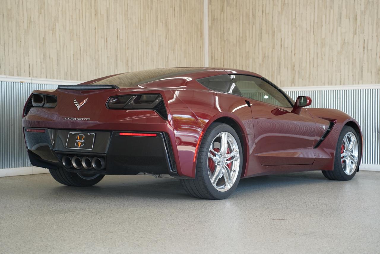 Chevrolet Corvette 2dr Stingray Cpe w/2LT 2017