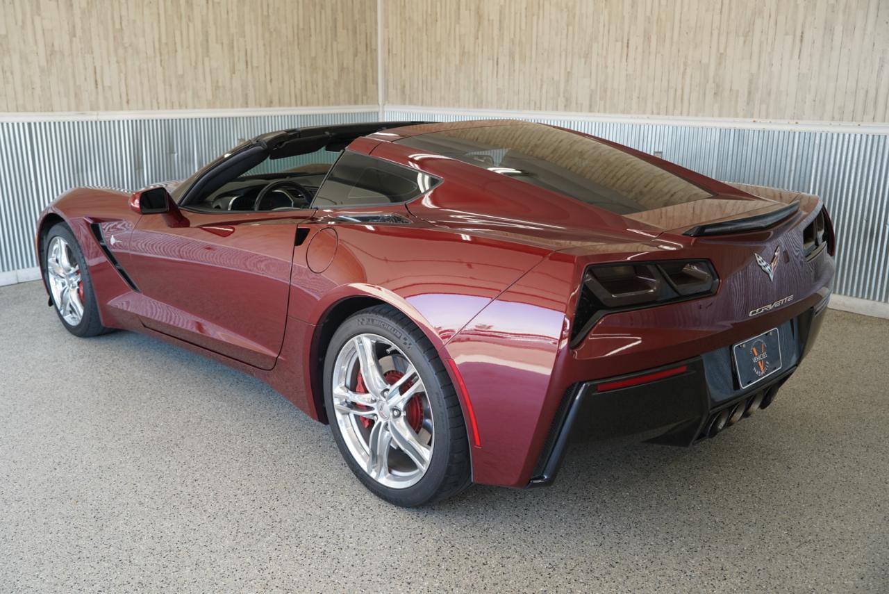 Chevrolet Corvette 2dr Stingray Cpe w/2LT 2017