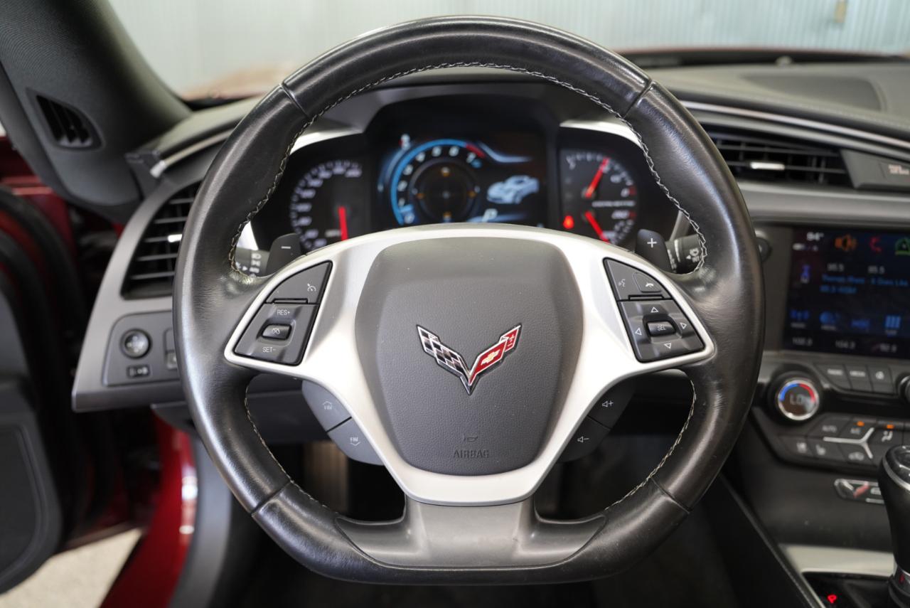 Chevrolet Corvette 2dr Stingray Cpe w/2LT 2017