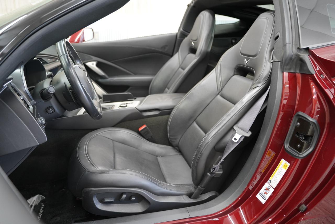 Chevrolet Corvette 2dr Stingray Cpe w/2LT 2017