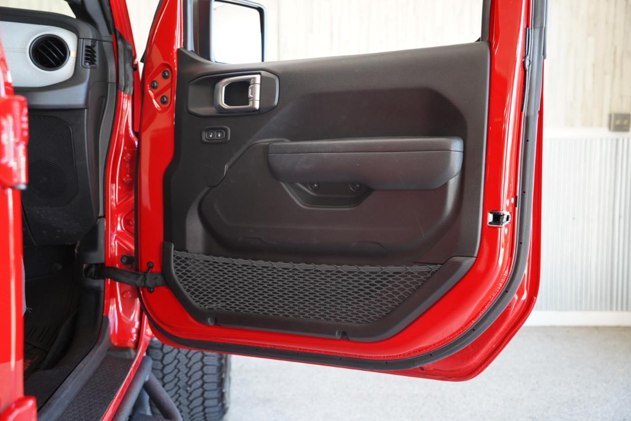 Jeep Gladiator Nighthawk 4x4 2024