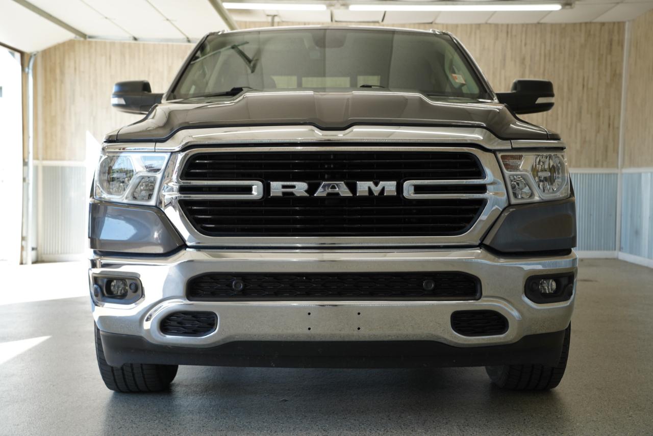 RAM 1500 Big Horn 4x4 Quad Cab 6'4" Box 2020