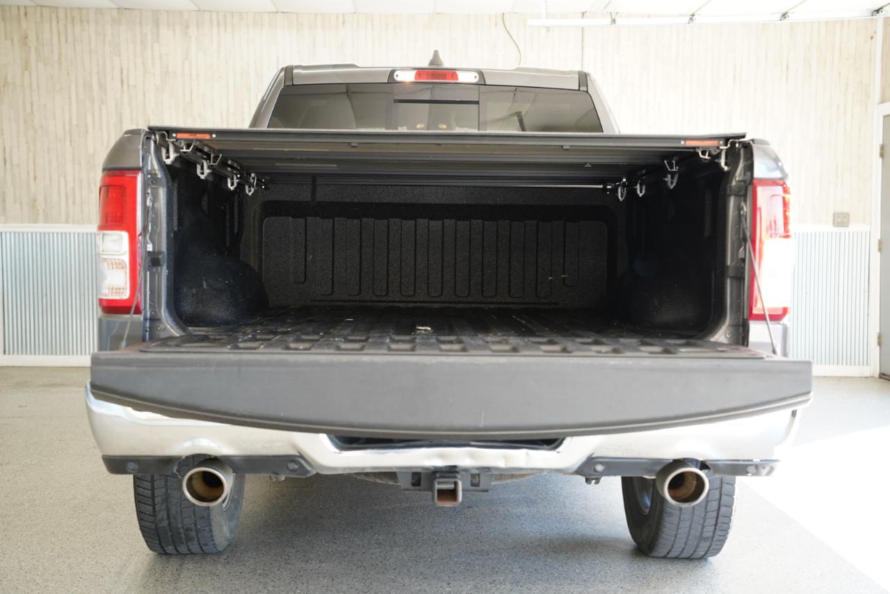 RAM 1500 Big Horn 4x4 Quad Cab 6'4" Box 2020