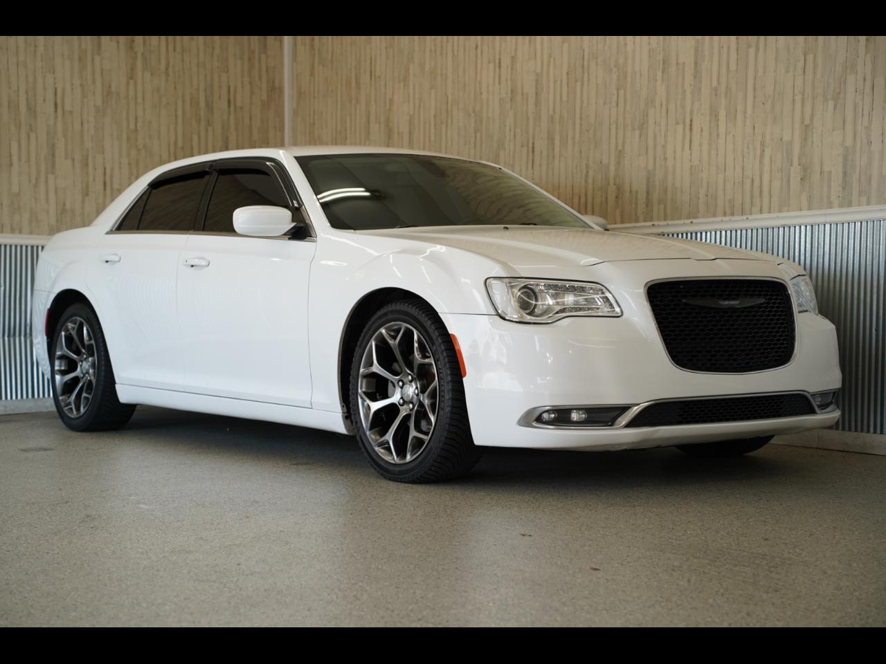 Chrysler 300 Touring L RWD 2018