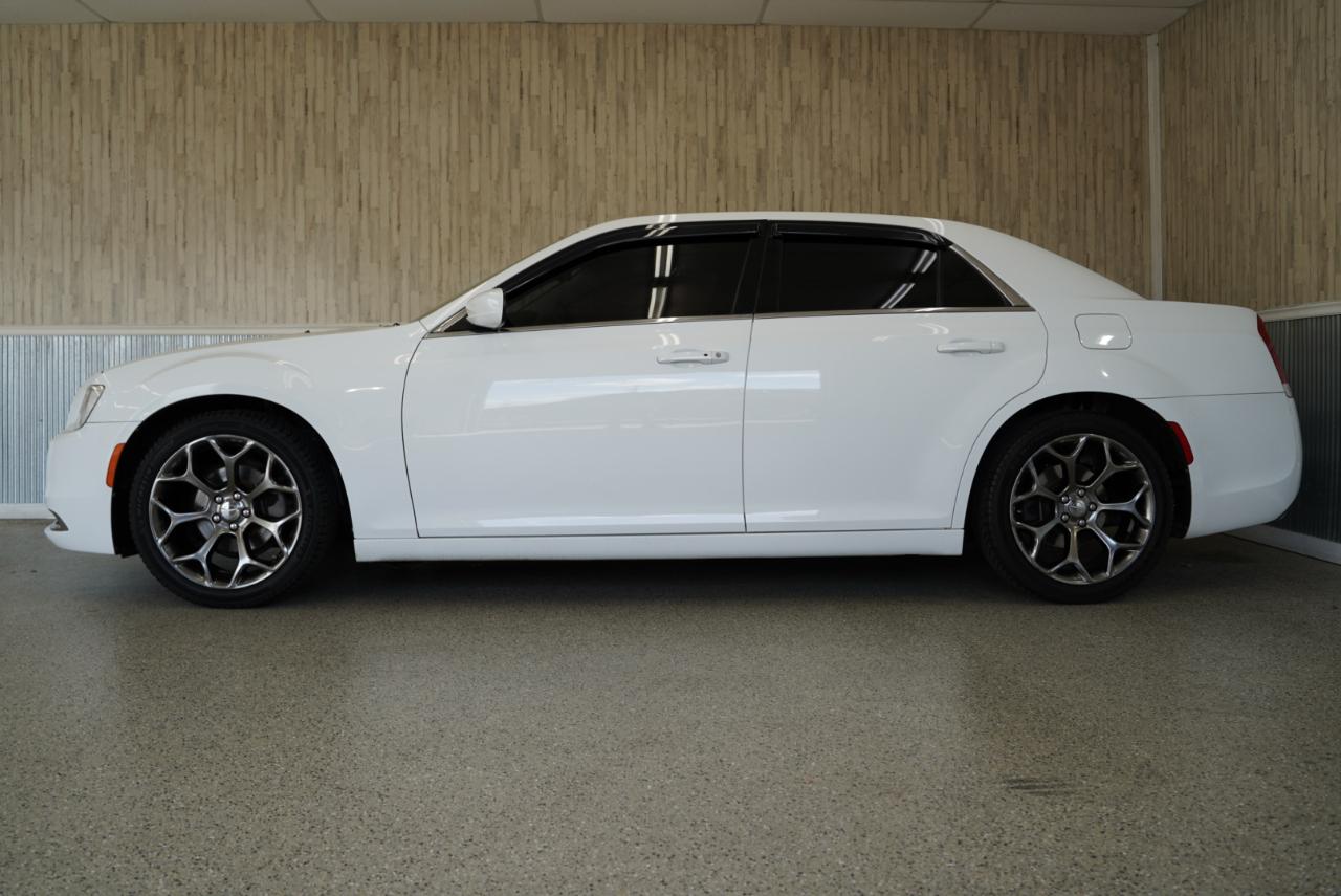 Chrysler 300 Touring L RWD 2018