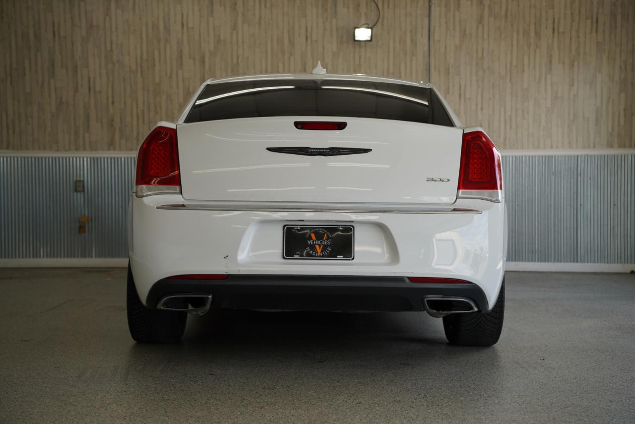 Chrysler 300 Touring L RWD 2018