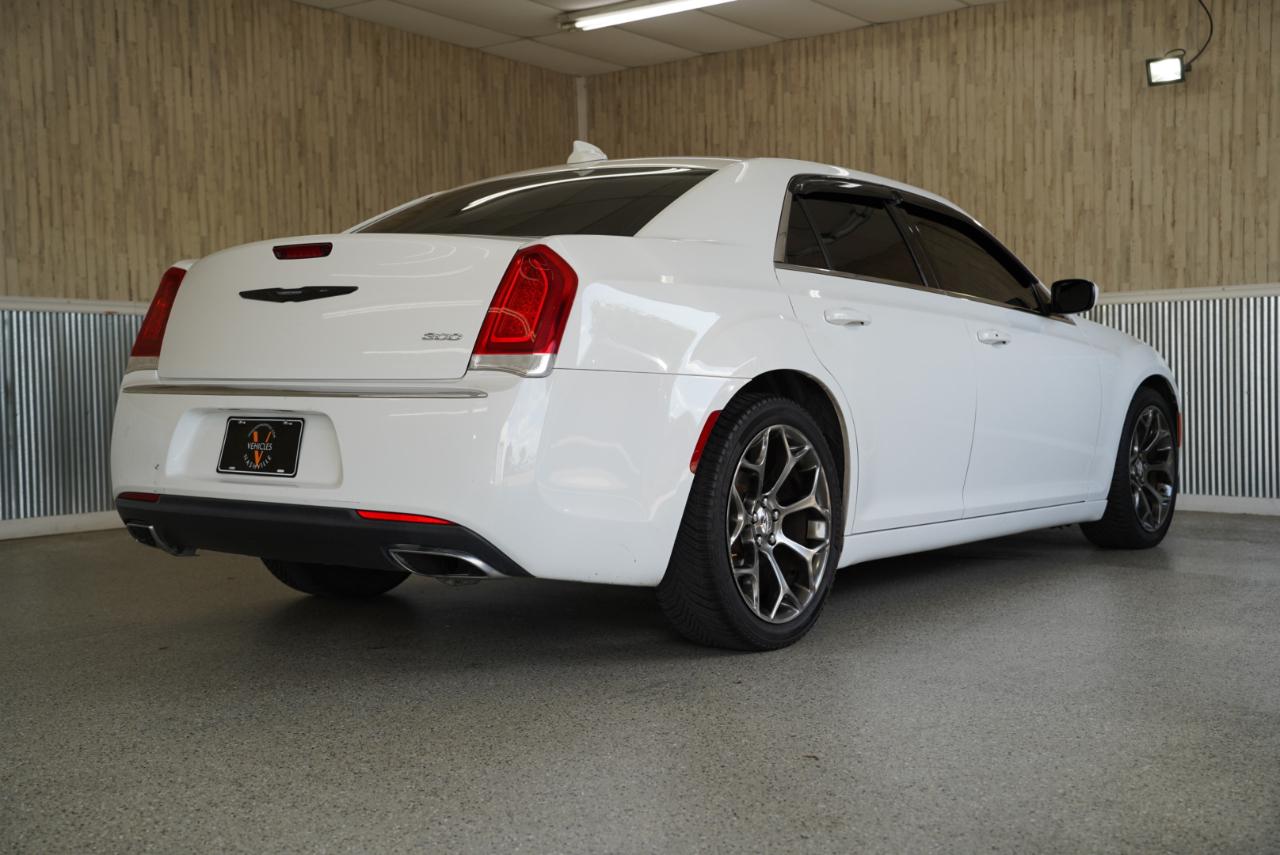Chrysler 300 Touring L RWD 2018