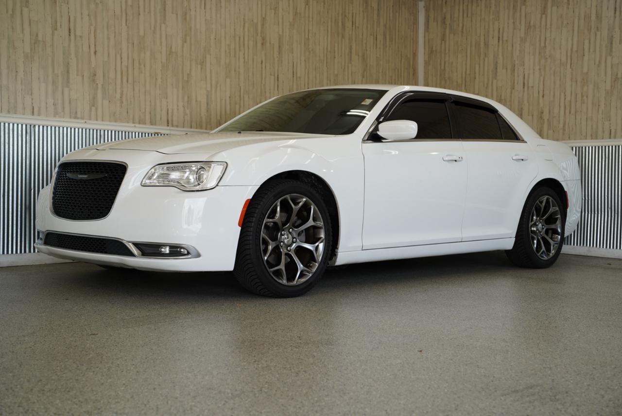 Chrysler 300 Touring L RWD 2018