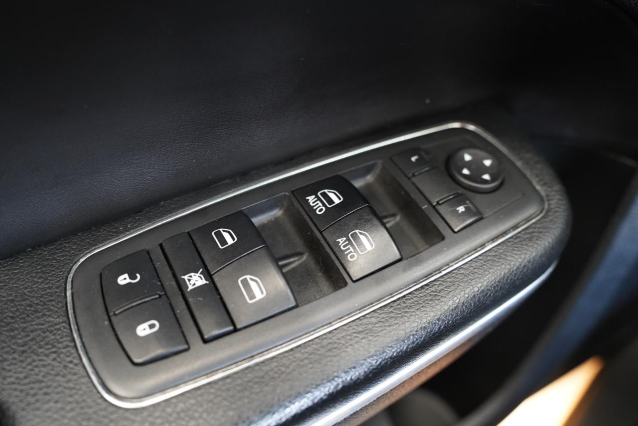 Chrysler 300 Touring L RWD 2018