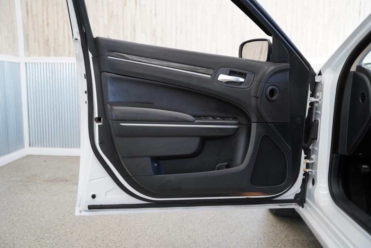Chrysler 300 Touring L RWD 2018