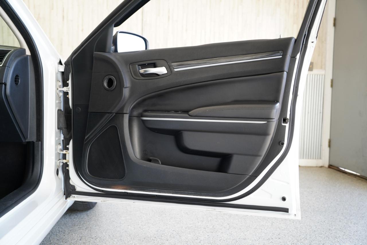 Chrysler 300 Touring L RWD 2018