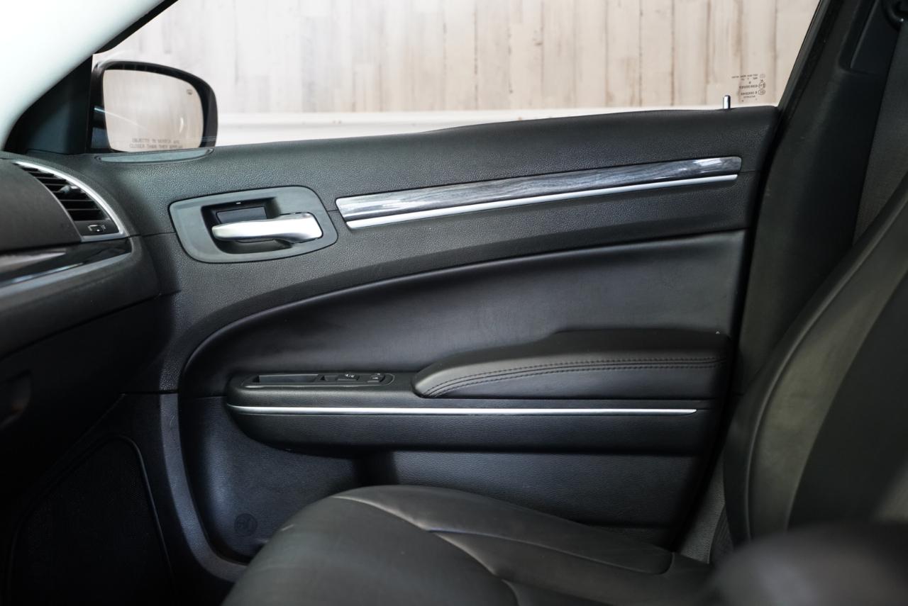 Chrysler 300 Touring L RWD 2018
