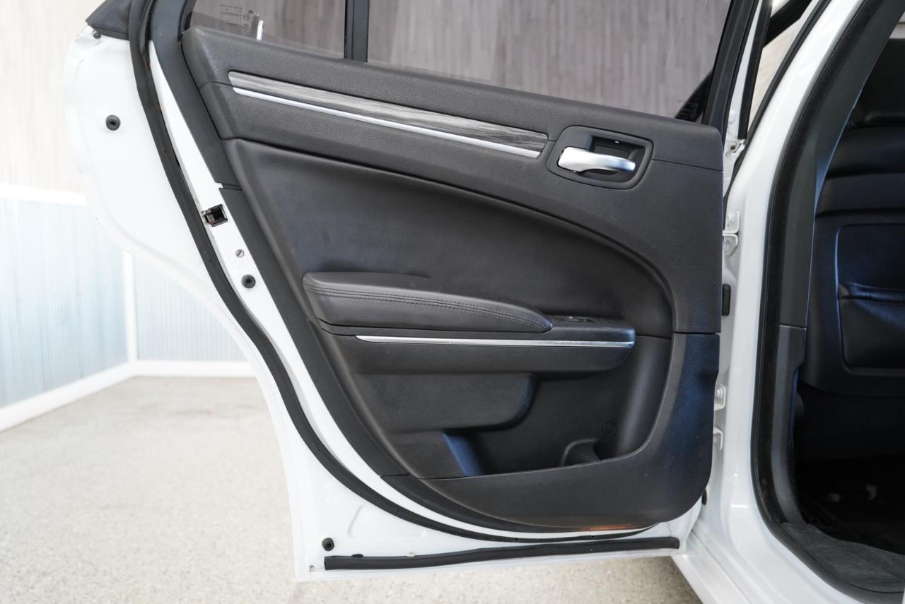 Chrysler 300 Touring L RWD 2018