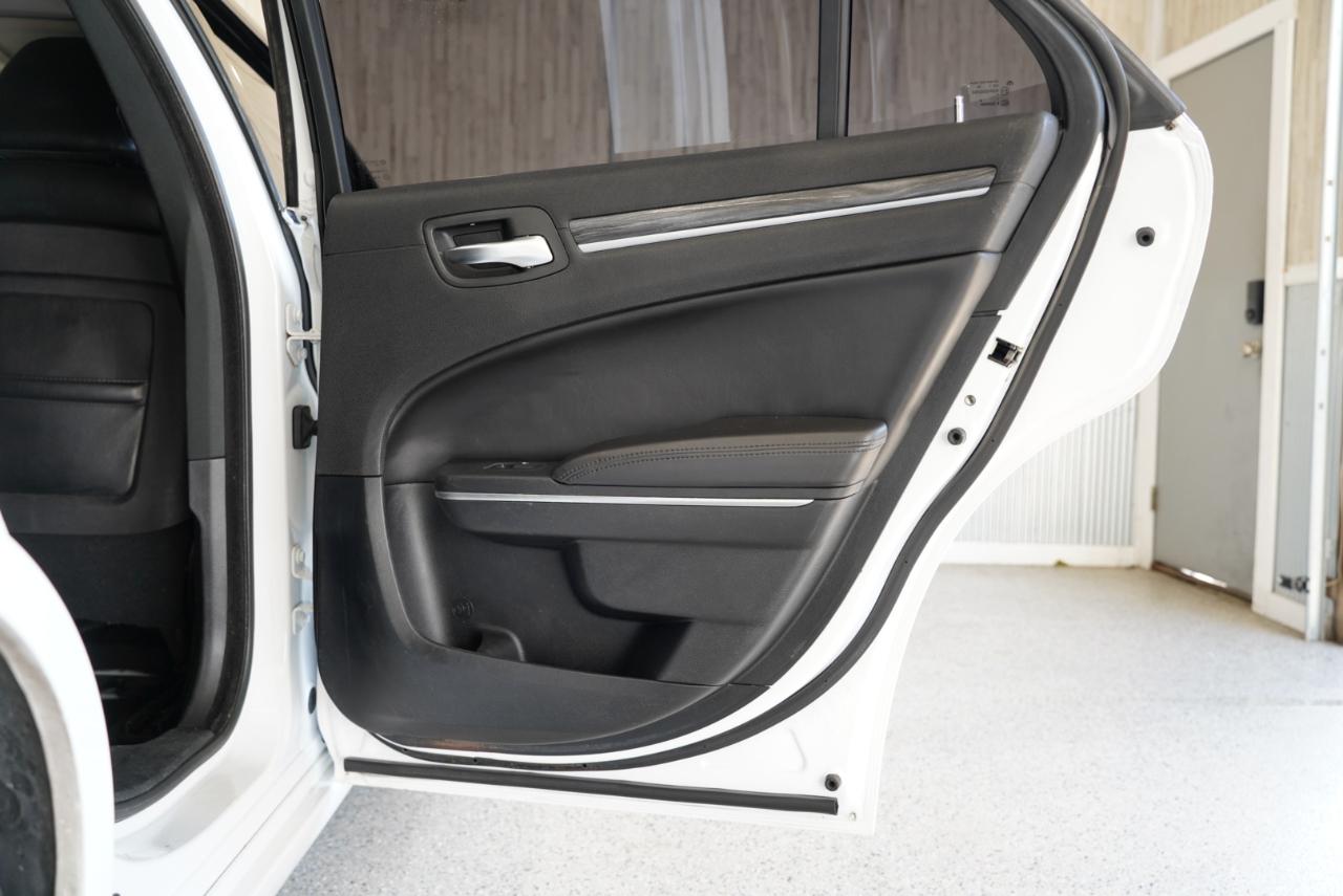 Chrysler 300 Touring L RWD 2018
