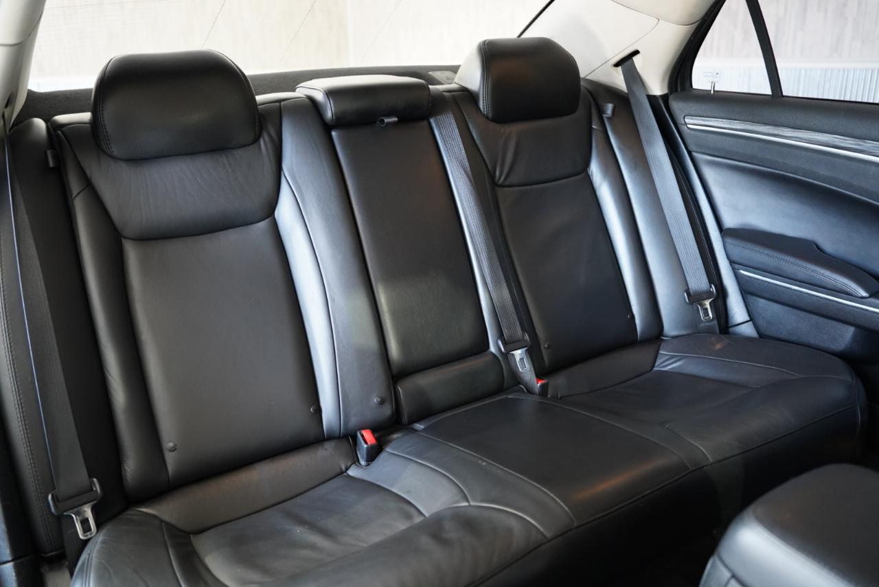 Chrysler 300 Touring L RWD 2018