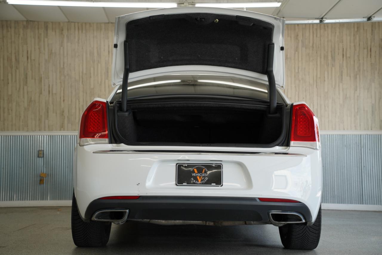 Chrysler 300 Touring L RWD 2018