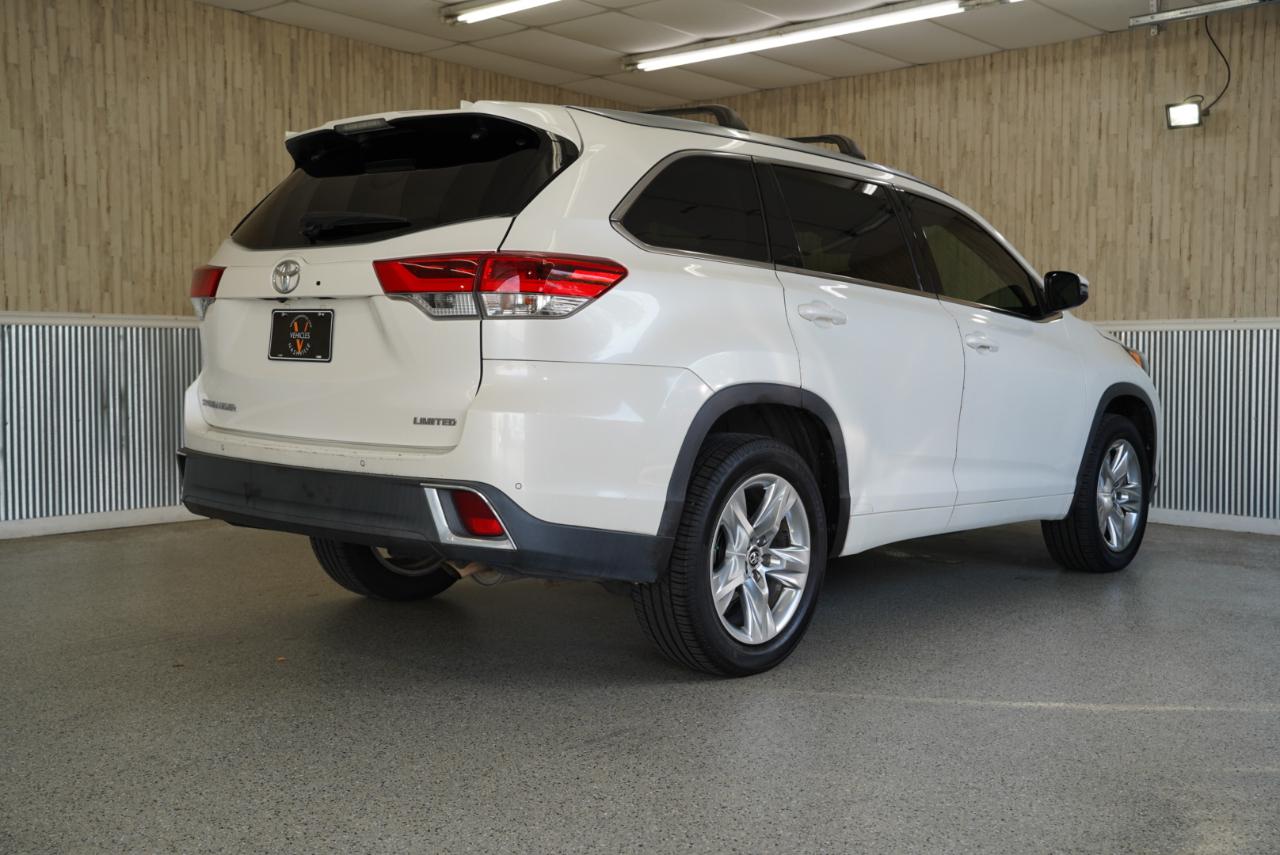 Toyota Highlander Limited V6 FWD (Natl) 2017