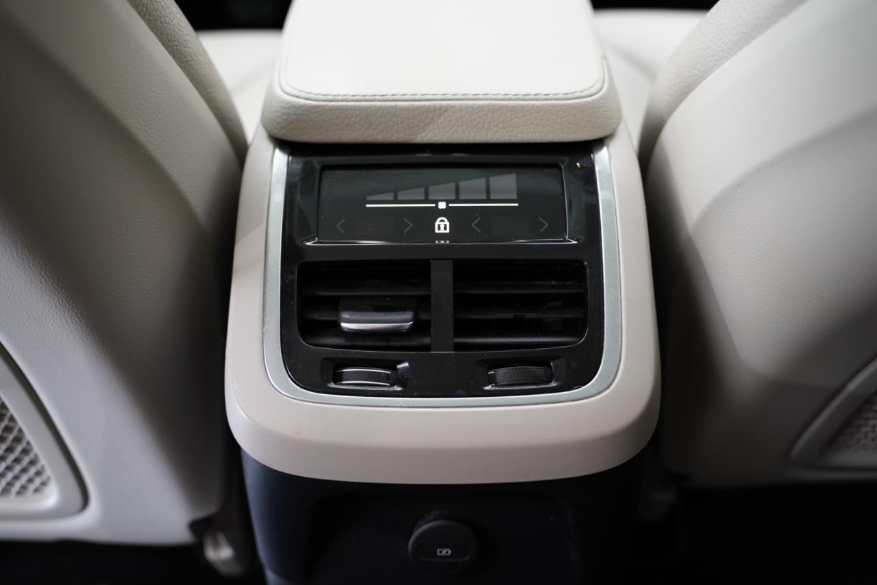 Volvo XC90 Recharge Plug-In Hybrid T8 eAWD PHEV Inscription Expression 6P 2022