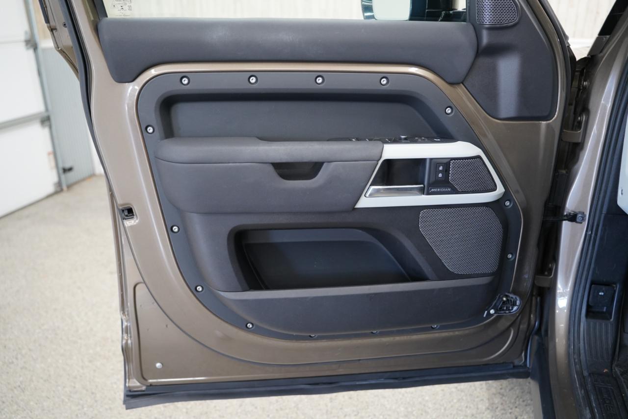 Land Rover Defender 110 SE AWD 2020