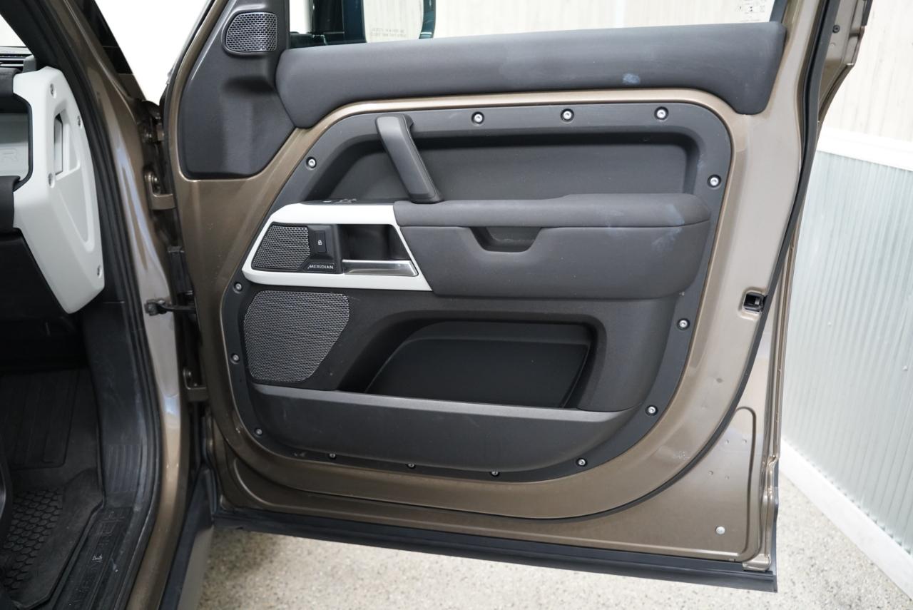 Land Rover Defender 110 SE AWD 2020