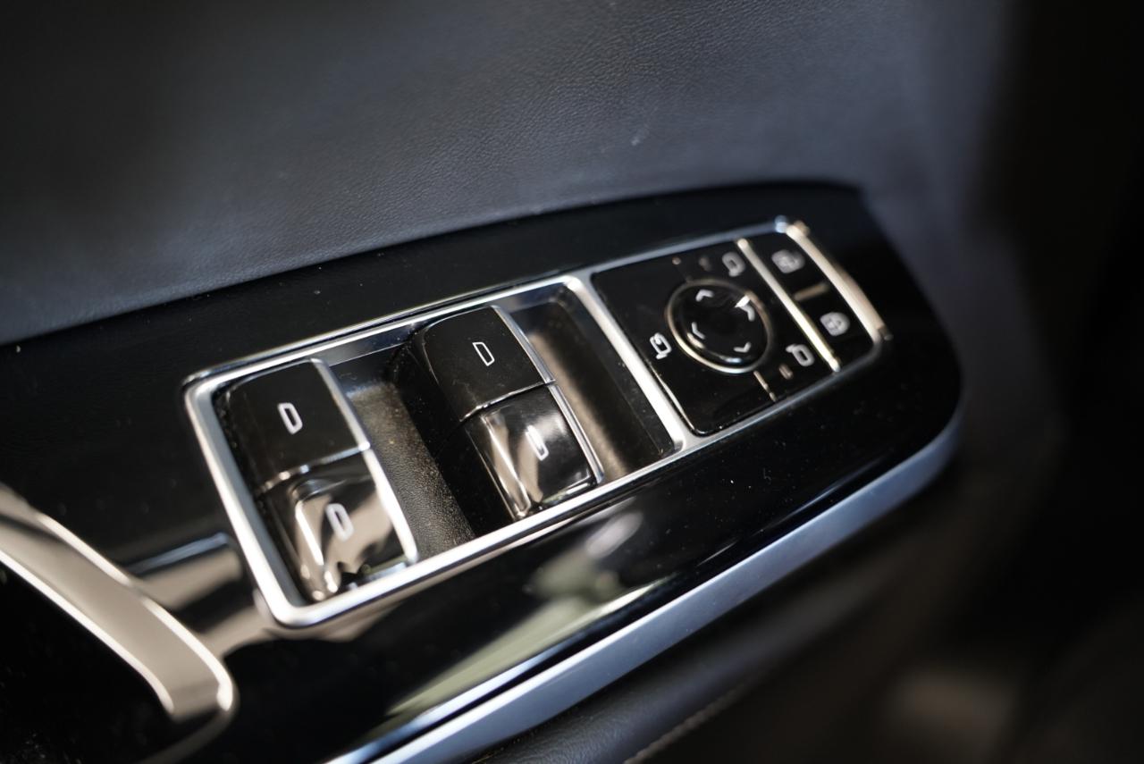 Cadillac Escalade 4WD 4dr Sport 2025