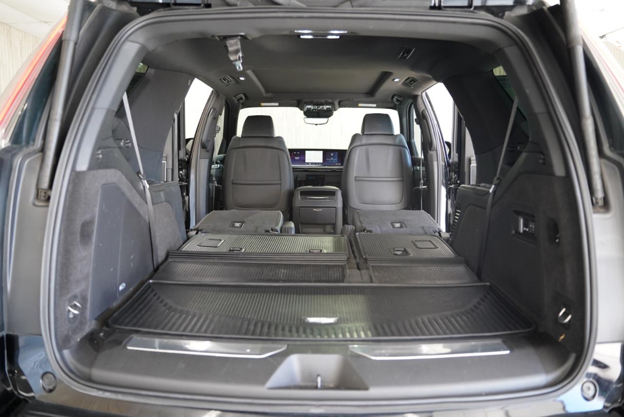 Cadillac Escalade 4WD 4dr Sport 2025