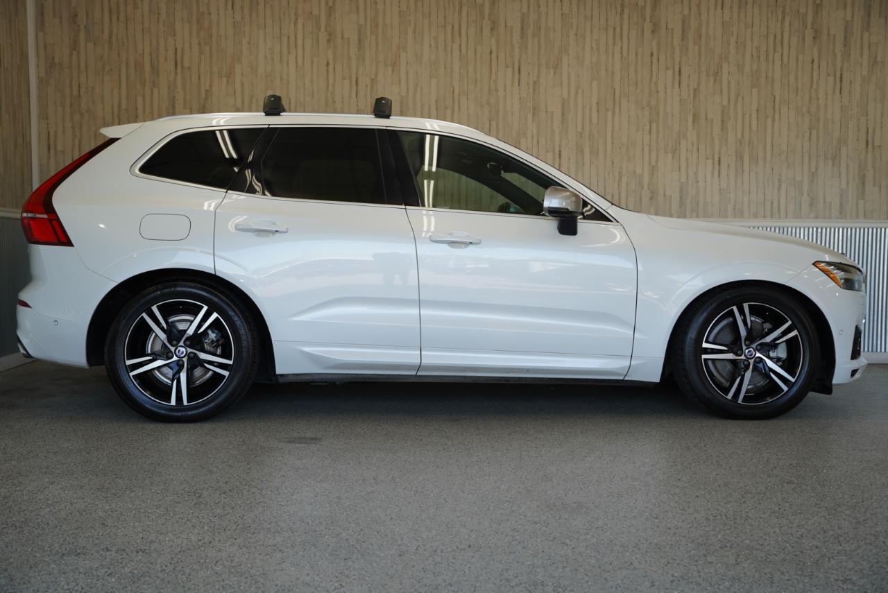 Volvo XC60 T8 eAWD Plug-In Hybrid R-Design 2018
