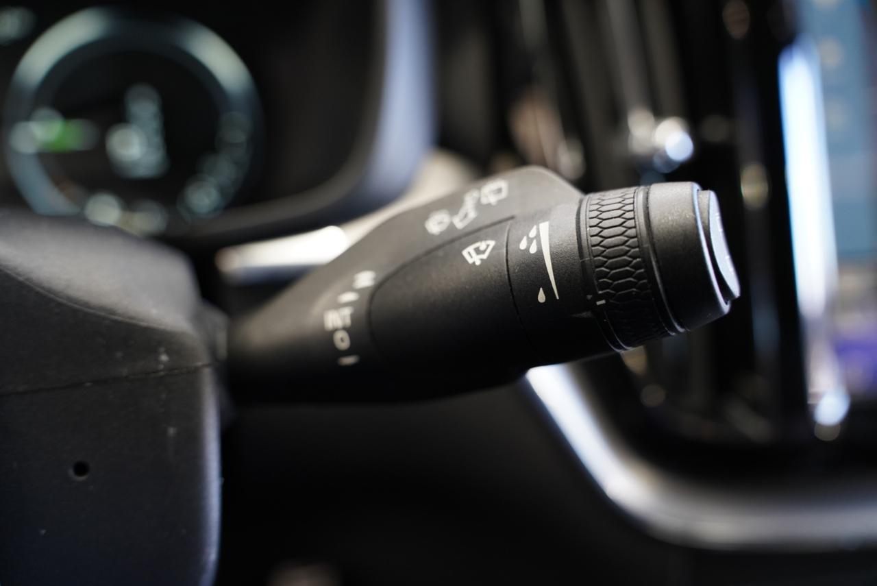Volvo XC60 T8 eAWD Plug-In Hybrid R-Design 2018