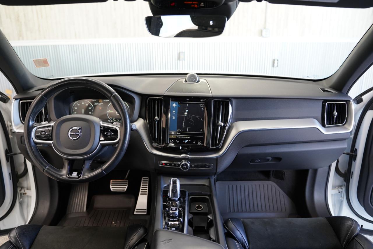 Volvo XC60 T8 eAWD Plug-In Hybrid R-Design 2018