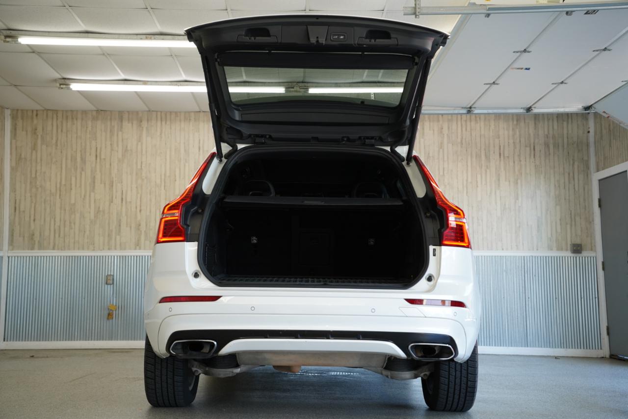 Volvo XC60 T8 eAWD Plug-In Hybrid R-Design 2018