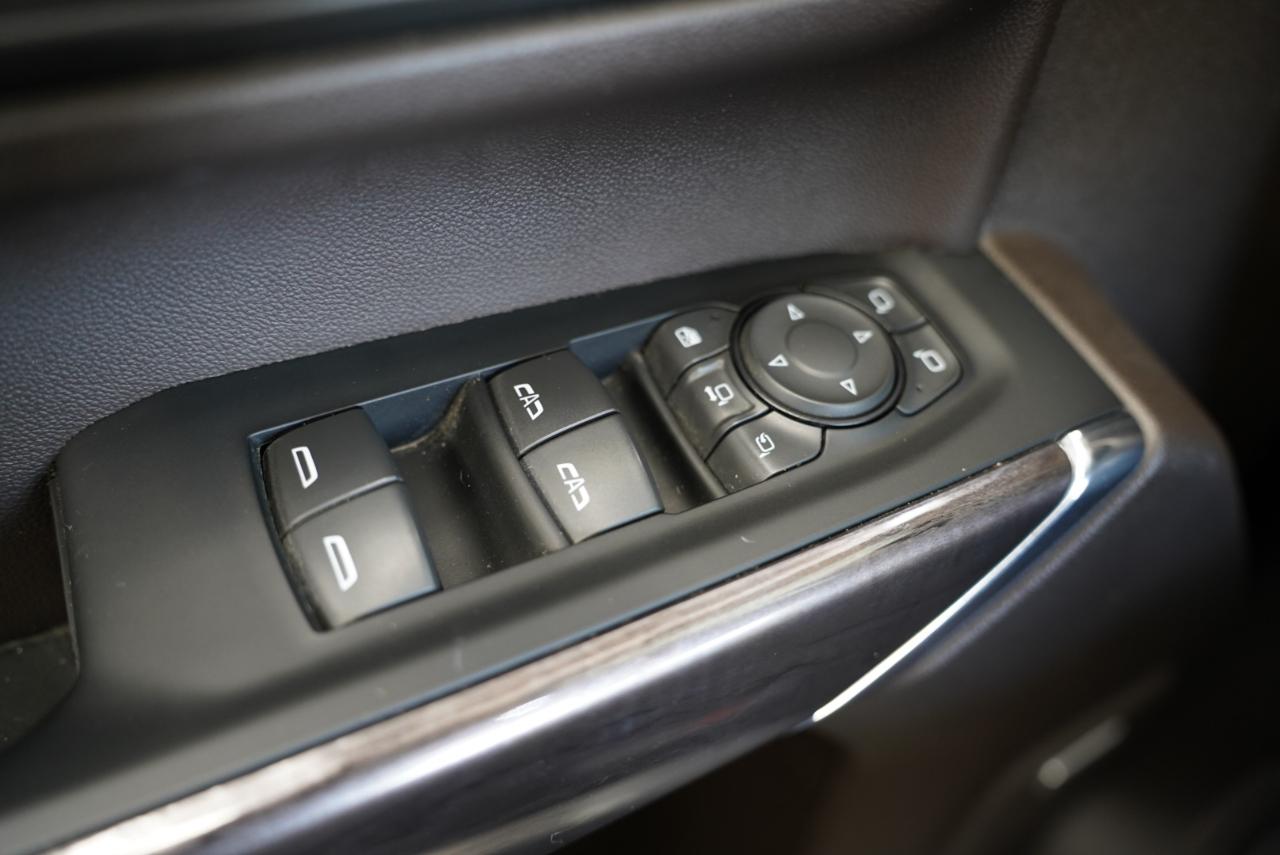 Chevrolet Silverado photo 26
