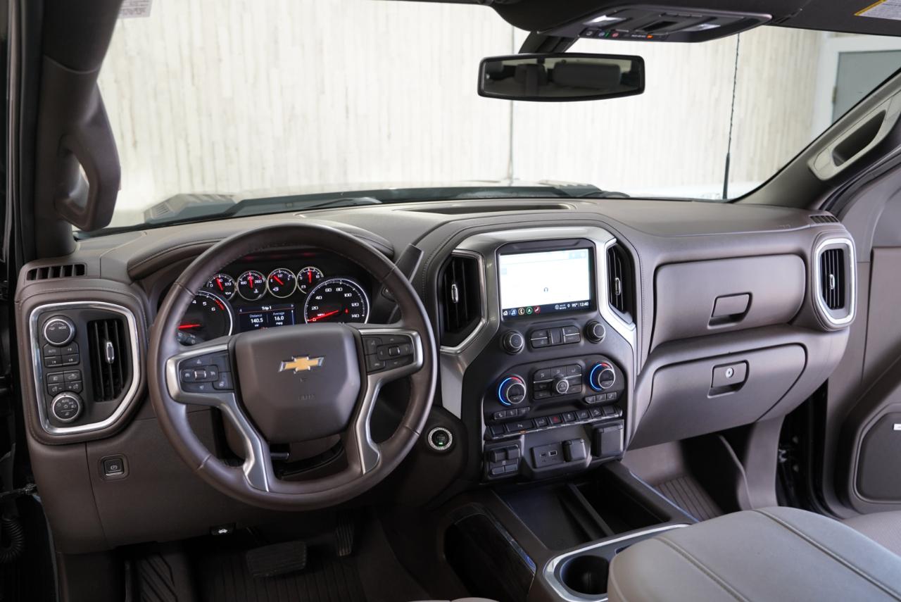Chevrolet Silverado photo 11