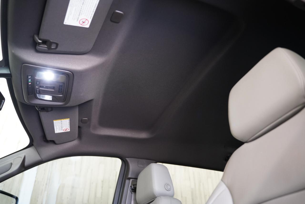 Chevrolet Silverado photo 23