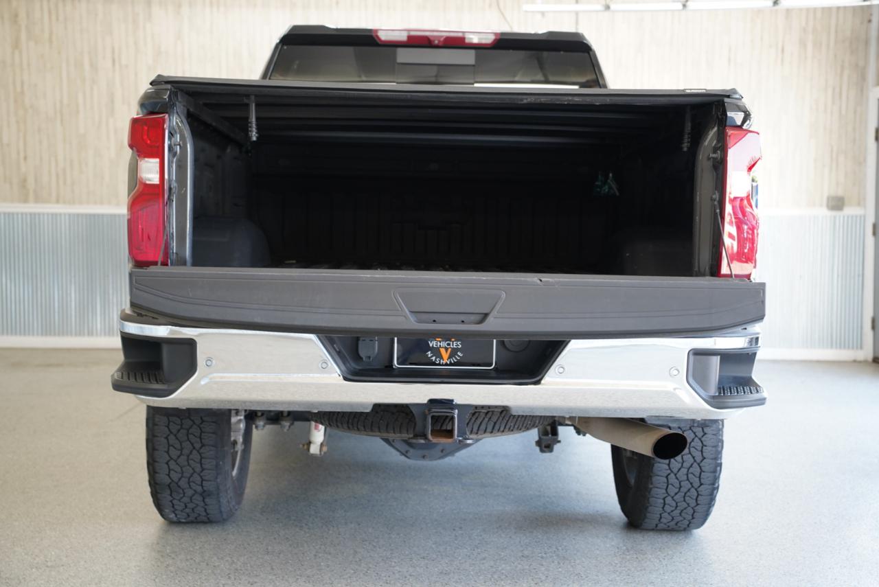 Chevrolet Silverado photo 36