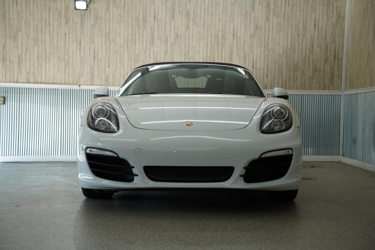 Porsche Boxster 2dr Roadster 2016