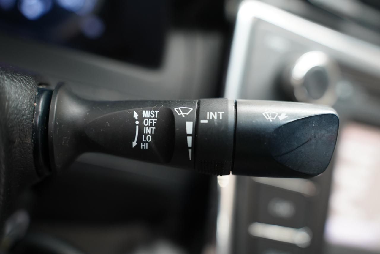 Toyota Camry LE Auto (Natl) 2017
