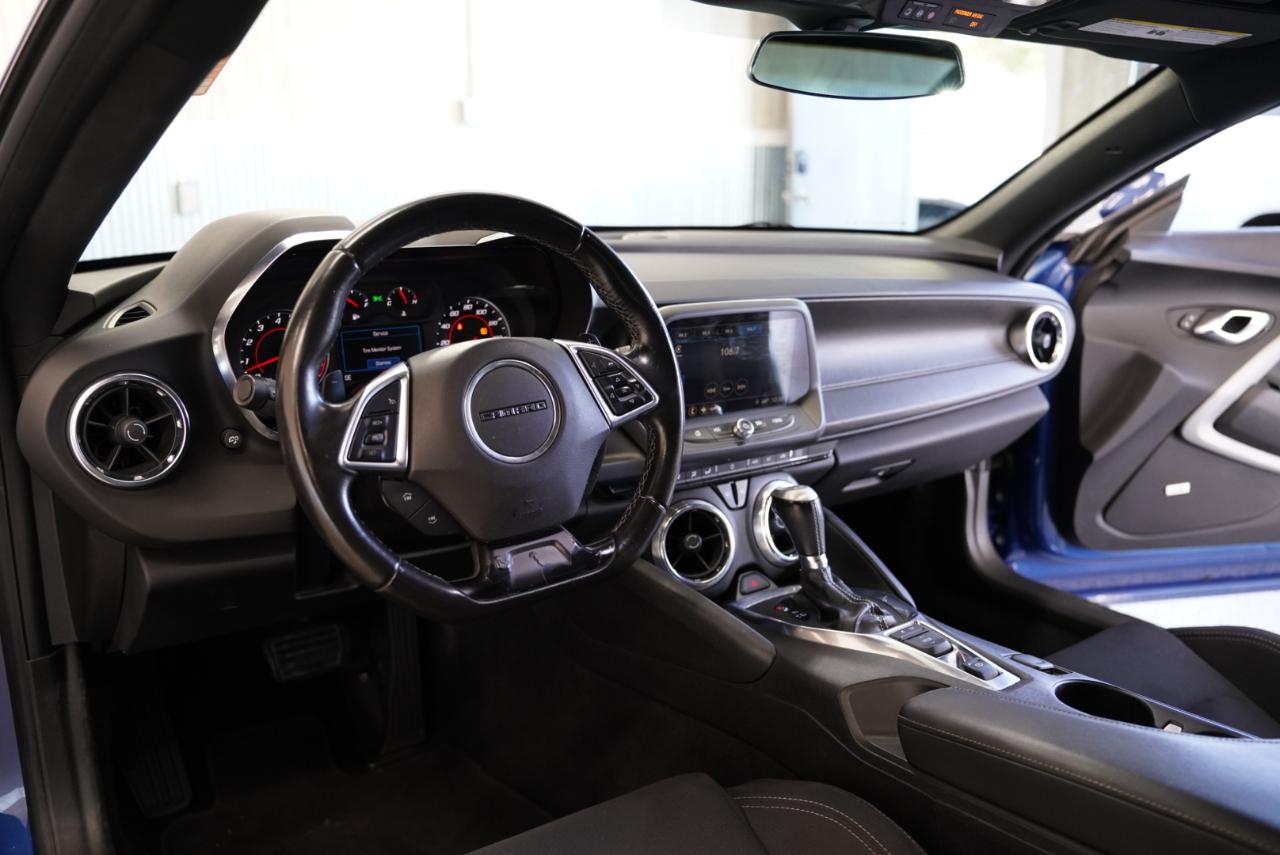 Chevrolet Camaro 2dr Cpe 1LT 2021