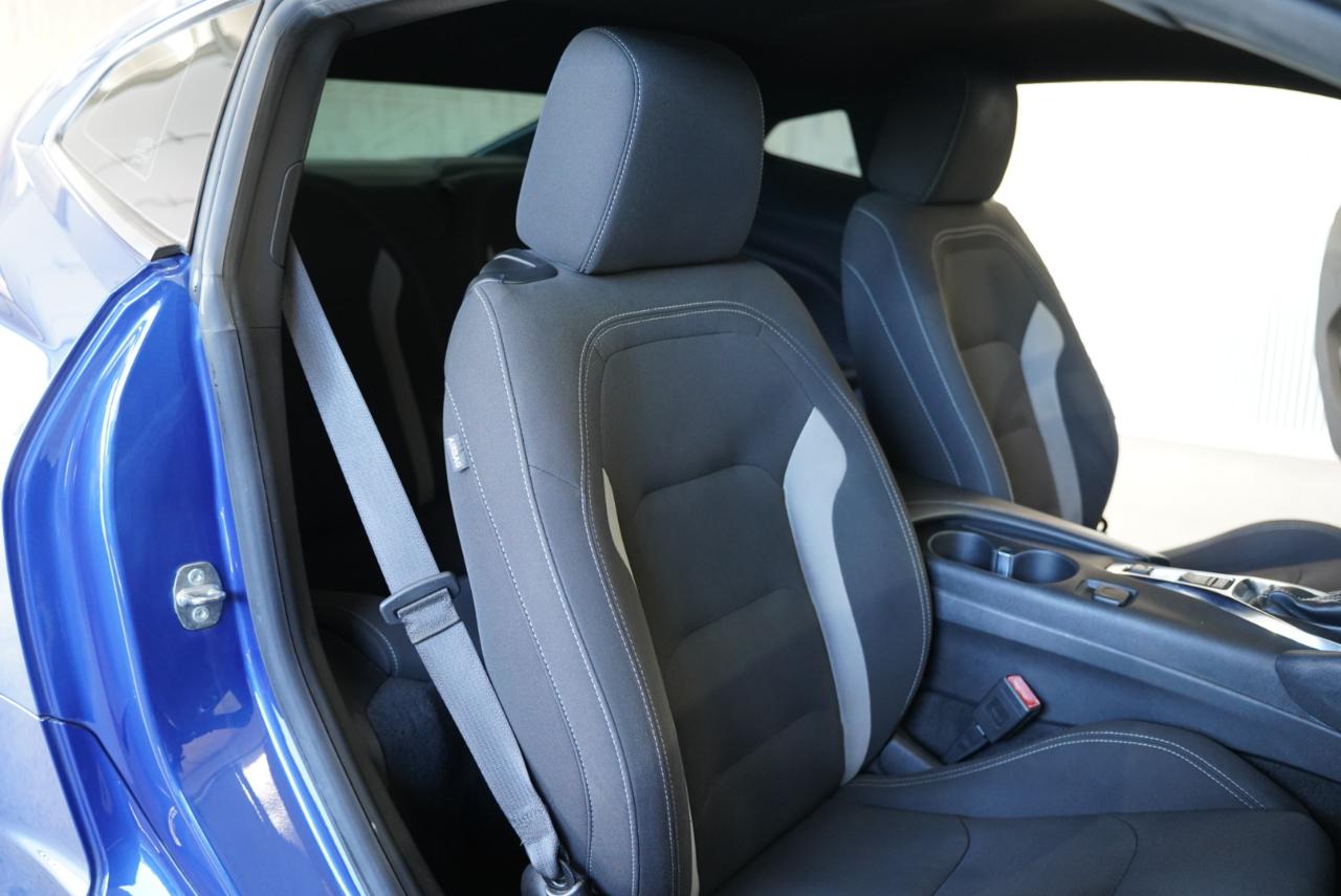 Chevrolet Camaro 2dr Cpe 1LT 2021