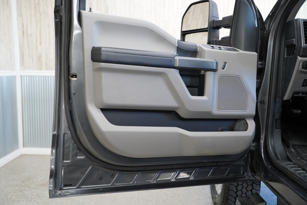Ford Super Duty F-250 SRW  2017